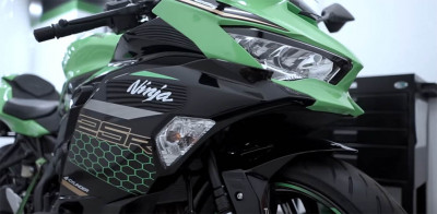 Teriakan Mesin Kawasaki ZX-25R Bikin Penasaran thumbnail